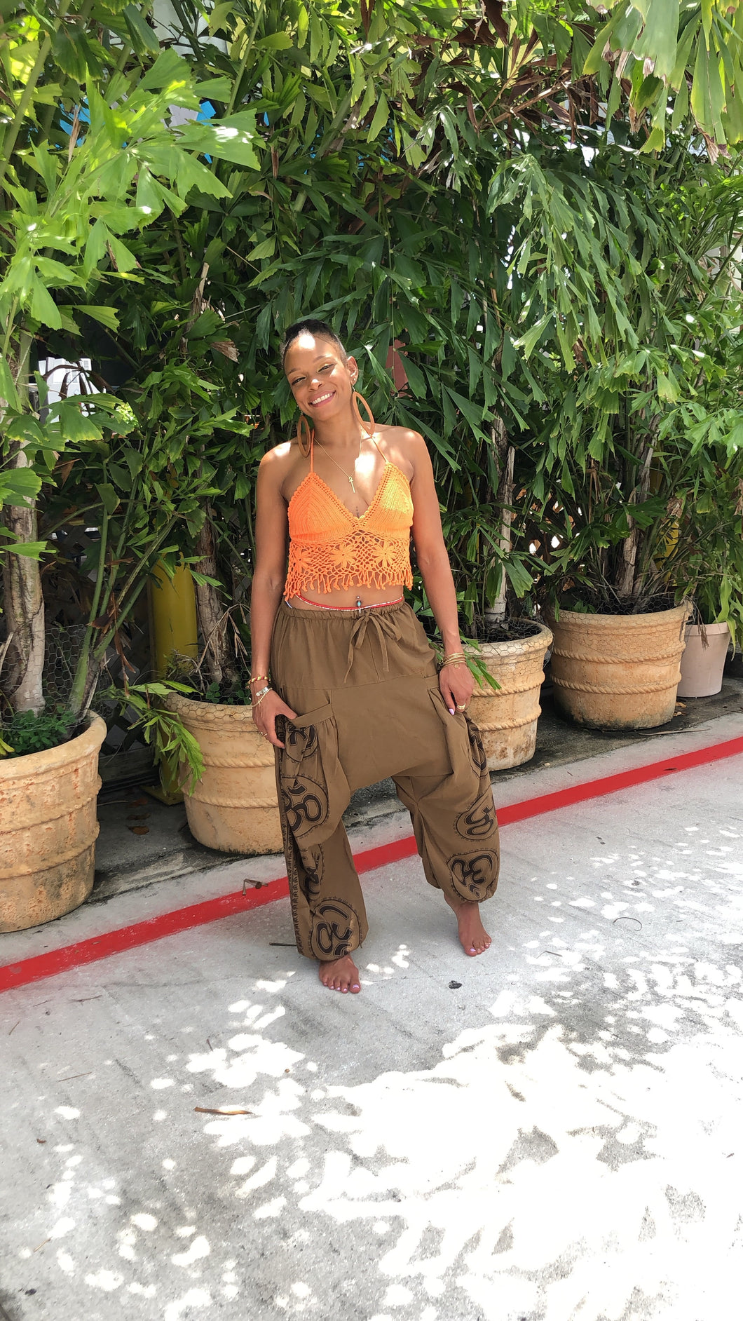 Find Different Ways to Style Your Black Harem Trousers | by Bohotusk |  Medium